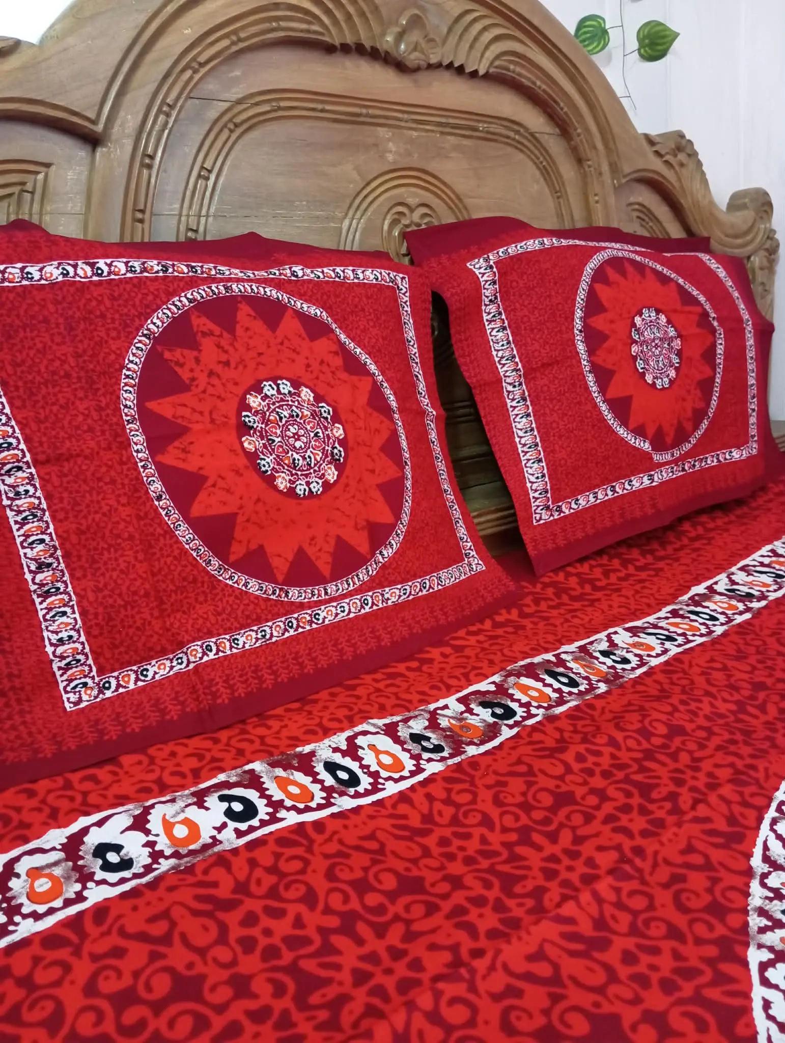 Luxury Digital Batik Print Bed sheet (4 pcs) - Image 2